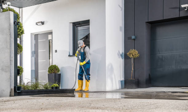Best Sidewalk and Walkway Cleaning  in Bell Gardens, CA